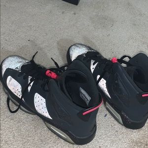 Jordan Retro Hyper Pink 6’s